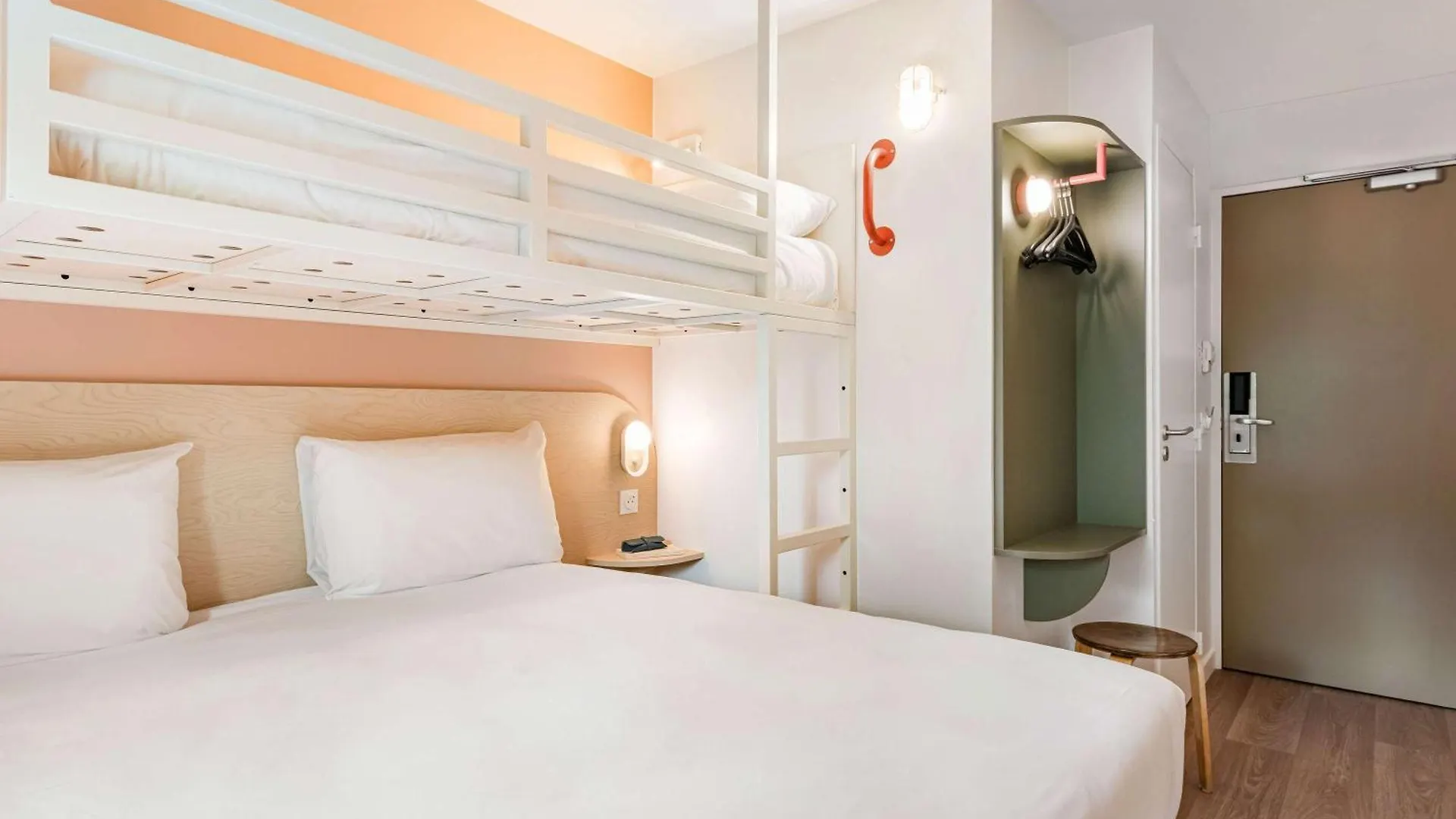Greet Hotel Prevessin Geneve Aeroport 2*, פרבסין