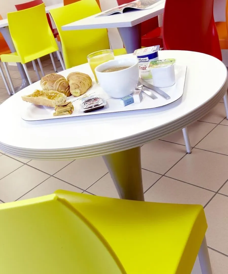 Greet Hotel Prevessin Geneve Aeroport 2*, 普雷维辛